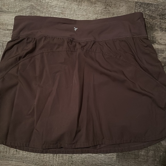 Old navy skort. Size XL. Barely worn! - Picture 3 of 5